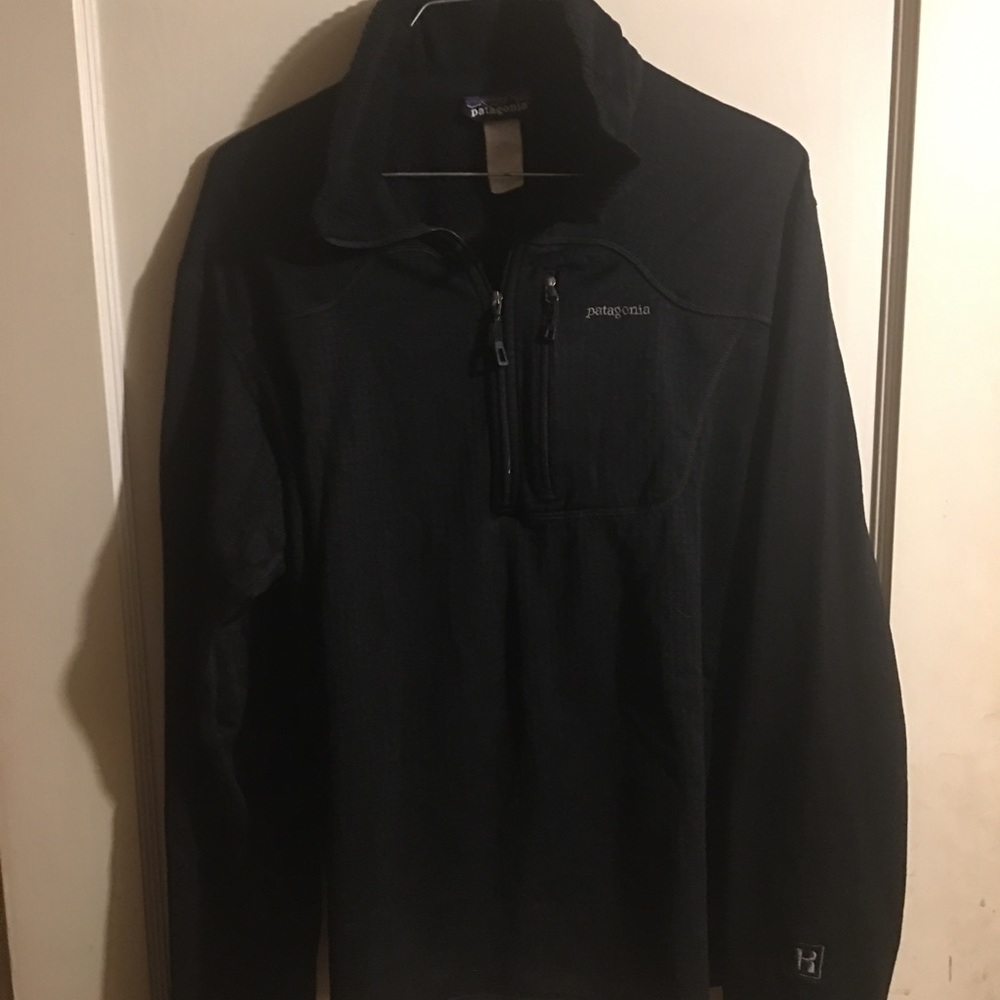 Patagonia Regulator 1/2 zip pullover. EUC